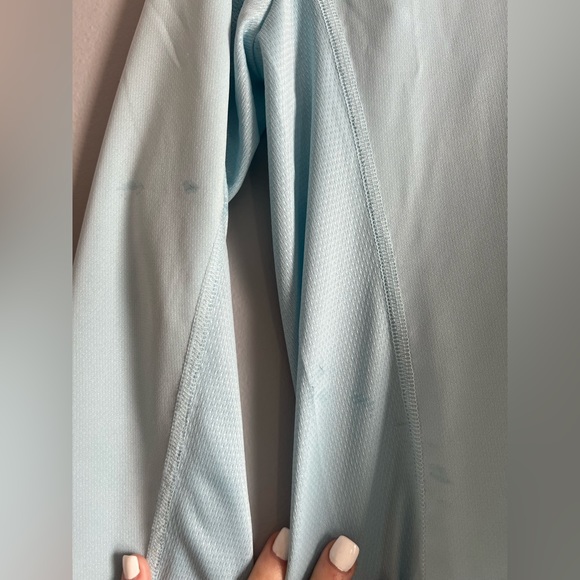 Huk Fishing Hoodie size Medium - Picture 2 of 4